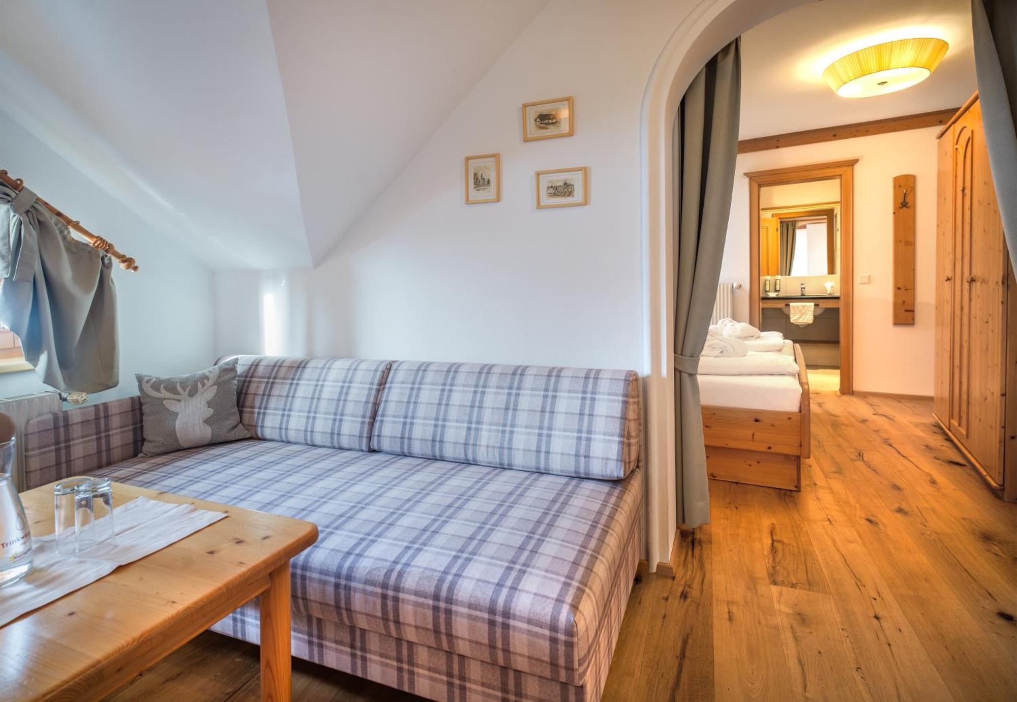 Hotel Haeuserl Im Wald Mariapfarr Luaran gambar