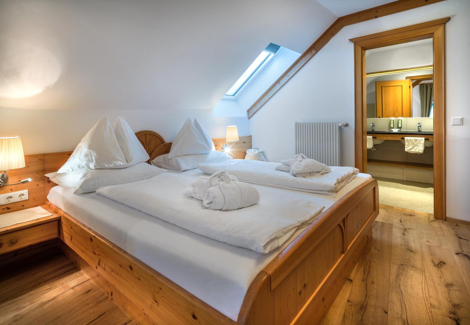 Hotel Haeuserl Im Wald Mariapfarr Luaran gambar