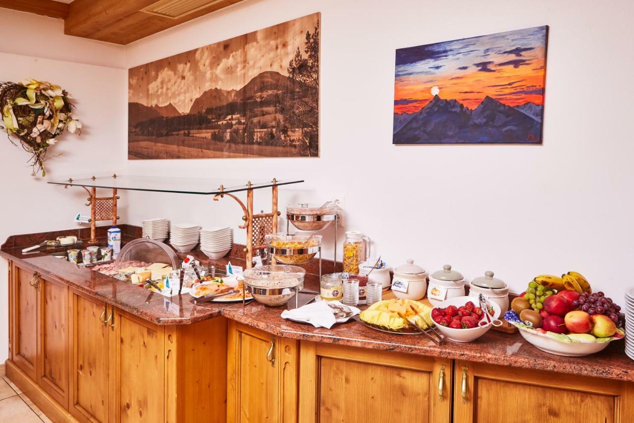 Hotel Haeuserl Im Wald Mariapfarr Luaran gambar